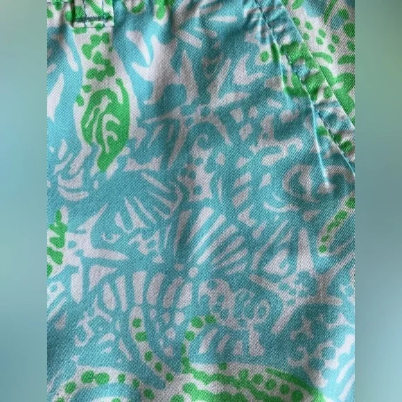 LILLY PULITZER WALSH Shorts Get Crackin Blue & Green Crab Print SZ 2 - Picture 4 of 6